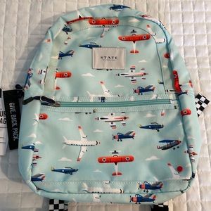 NWT backpack! Airplanes on a light aqua ground. midsize. Quality. NSNP. 12x14”